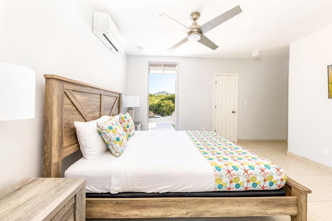 New Tropical Waterfront Cooper Jack Bay Villas Five Cays Settlement Екстериор снимка